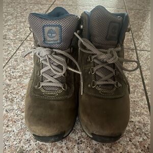 Timberland Women's MT Maddsen Leather Waterproof Mid Hiking Boot